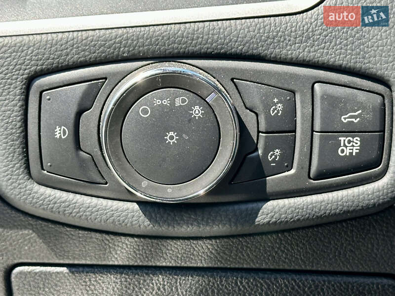 Позашляховик / Кросовер Ford Edge 2021 в Києві