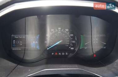Внедорожник / Кроссовер Ford Edge 2018 в 