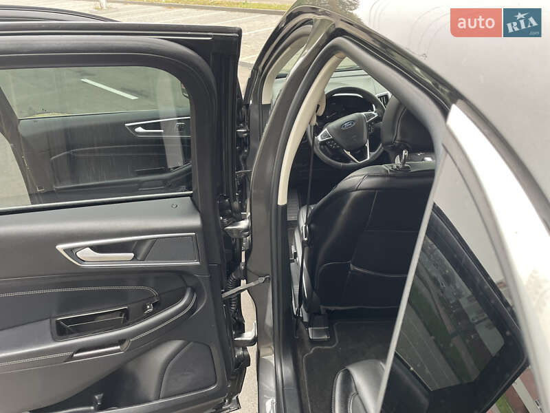 Внедорожник / Кроссовер Ford Edge 2018 в Киеве