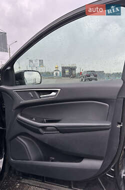 Внедорожник / Кроссовер Ford Edge 2020 в 