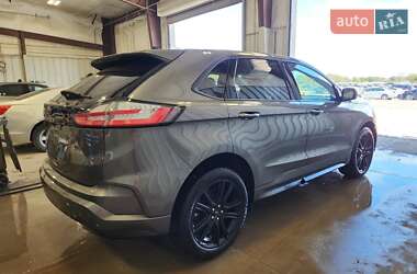 Позашляховик / Кросовер Ford Edge 2022 в 