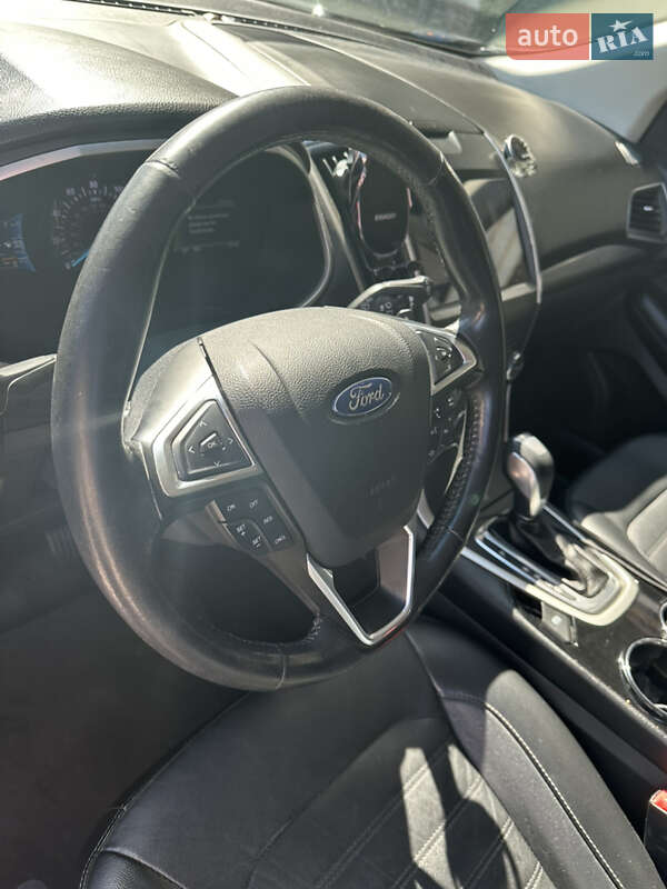 Позашляховик / Кросовер Ford Edge 2015 в Києві фото 17 Позашляховик / Кросовер Ford Edge 2015 в Києві