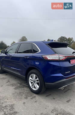 Внедорожник / Кроссовер Ford Edge 2015 в 