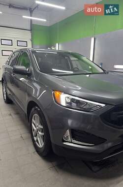 Внедорожник / Кроссовер Ford Edge 2022 в 