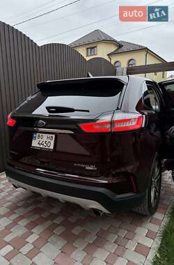 Внедорожник / Кроссовер Ford Edge 2020 в 