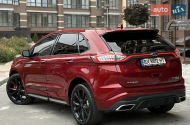 Внедорожник / Кроссовер Ford Edge 2016 в 