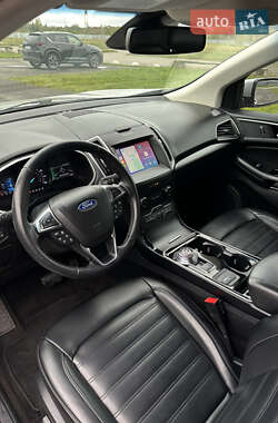 Внедорожник / Кроссовер Ford Edge 2018 в 