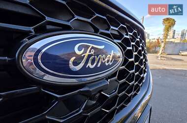 Внедорожник / Кроссовер Ford Edge 2021 в 