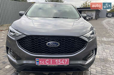 Позашляховик / Кросовер Ford Edge 2022 в 
