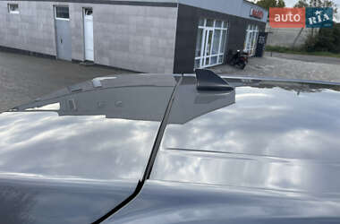 Позашляховик / Кросовер Ford Edge 2022 в 