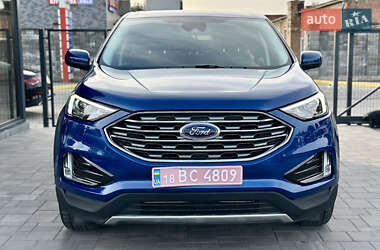 Позашляховик / Кросовер Ford Edge 2022 в 