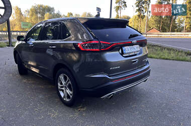 Внедорожник / Кроссовер Ford Edge 2016 в 