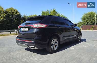 Позашляховик / Кросовер Ford Edge 2016 в 