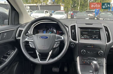 Внедорожник / Кроссовер Ford Edge 2015 в 