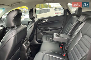 Внедорожник / Кроссовер Ford Edge 2015 в 