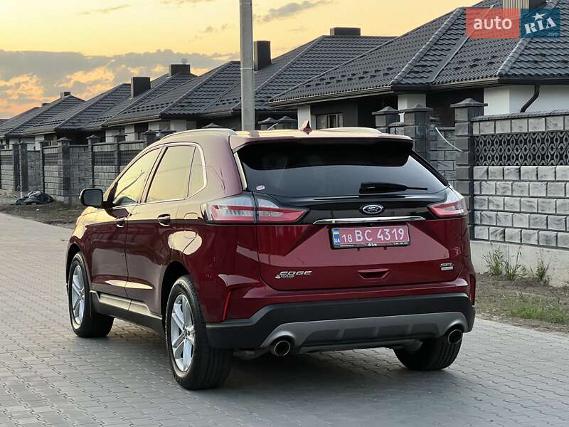 Позашляховик / Кросовер Ford Edge 2019 в Рівному