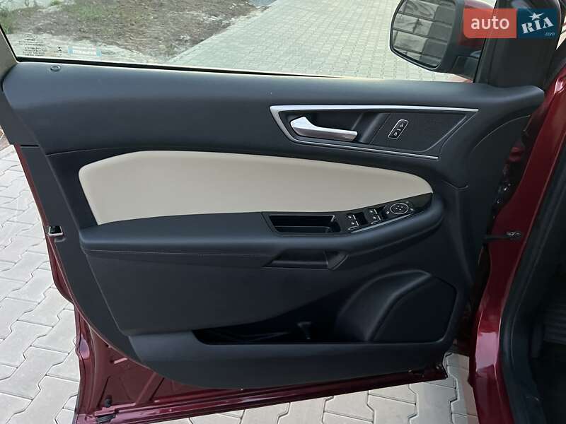 Позашляховик / Кросовер Ford Edge 2019 в Рівному