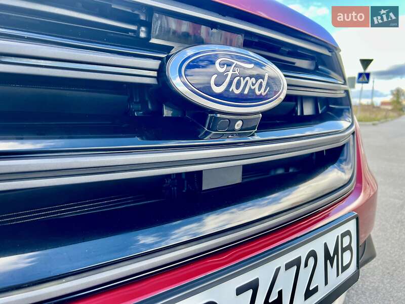 Внедорожник / Кроссовер Ford Edge 2015 в Виннице