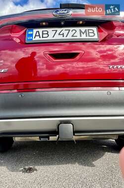 Позашляховик / Кросовер Ford Edge 2015 в 