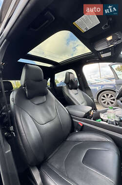 Позашляховик / Кросовер Ford Edge 2020 в 