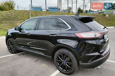 Позашляховик / Кросовер Ford Edge 2017 в 