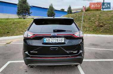 Позашляховик / Кросовер Ford Edge 2017 в 
