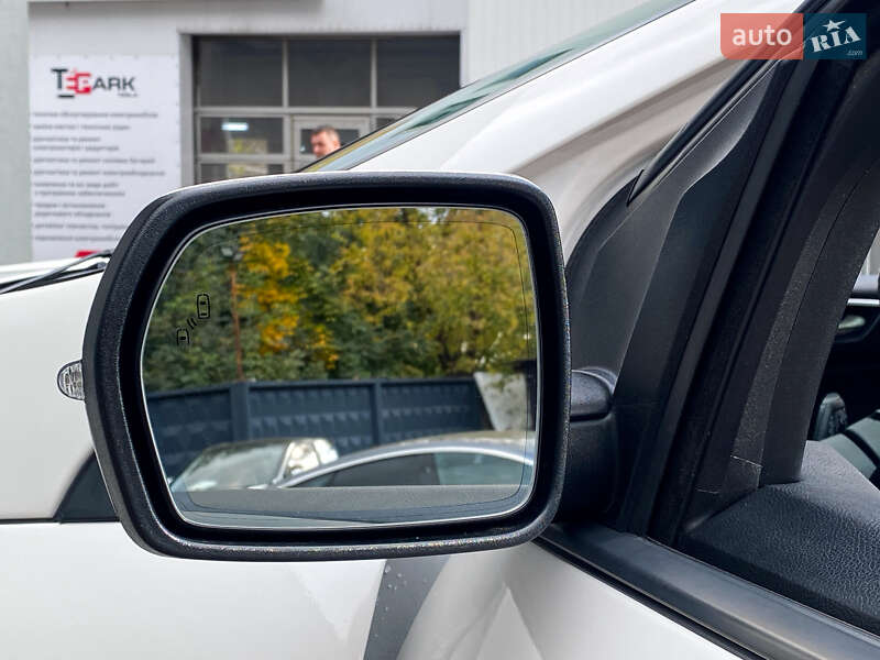 Позашляховик / Кросовер Ford Edge 2017 в Києві