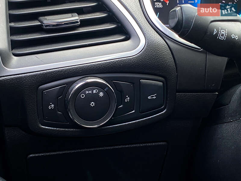 Позашляховик / Кросовер Ford Edge 2017 в Києві