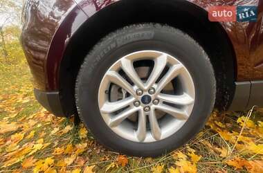 Внедорожник / Кроссовер Ford Edge 2019 в 
