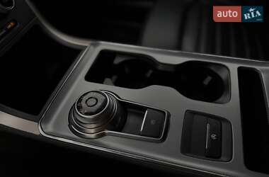 Позашляховик / Кросовер Ford Edge 2021 в  фото 14 Позашляховик / Кросовер Ford Edge 2021 в