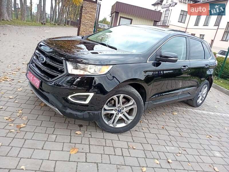 Внедорожник / Кроссовер Ford Edge 2017 в 