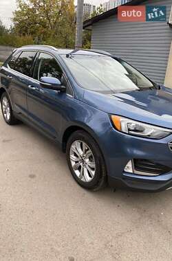 Внедорожник / Кроссовер Ford Edge 2019 в 