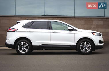 Внедорожник / Кроссовер Ford Edge 2022 в 