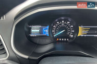 Внедорожник / Кроссовер Ford Edge 2016 в 