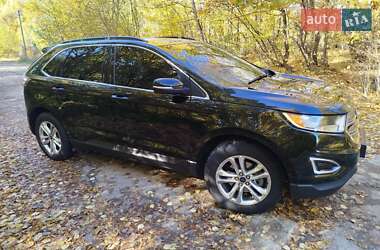 Позашляховик / Кросовер Ford Edge 2016 в 
