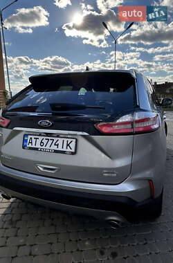 Позашляховик / Кросовер Ford Edge 2020 в 