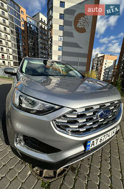 Позашляховик / Кросовер Ford Edge 2020 в 