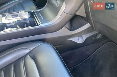 Позашляховик / Кросовер Ford Edge 2020 в 