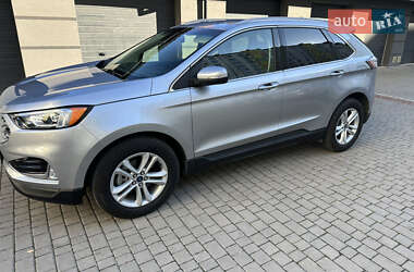 Позашляховик / Кросовер Ford Edge 2020 в 