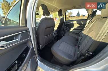 Позашляховик / Кросовер Ford Edge 2018 в  фото 9 Позашляховик / Кросовер Ford Edge 2018 в