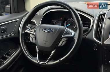 Позашляховик / Кросовер Ford Edge 2017 в  фото 43 Позашляховик / Кросовер Ford Edge 2017 в