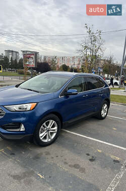 Внедорожник / Кроссовер Ford Edge 2019 в 