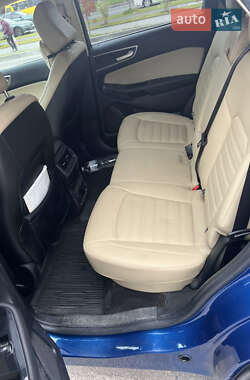 Внедорожник / Кроссовер Ford Edge 2019 в 