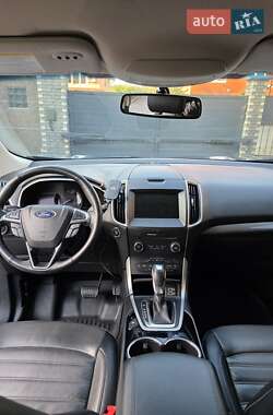Внедорожник / Кроссовер Ford Edge 2018 в 