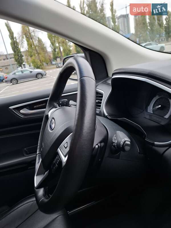 Внедорожник / Кроссовер Ford Edge 2015 в Киеве