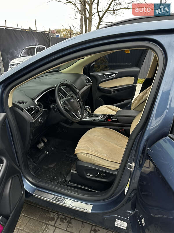 Внедорожник / Кроссовер Ford Edge 2018 в Рогатине