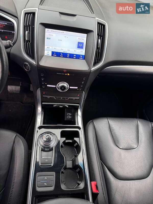 Позашляховик / Кросовер Ford Edge 2020 в Рівному