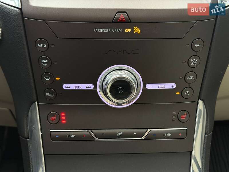 Позашляховик / Кросовер Ford Edge 2020 в Рівному