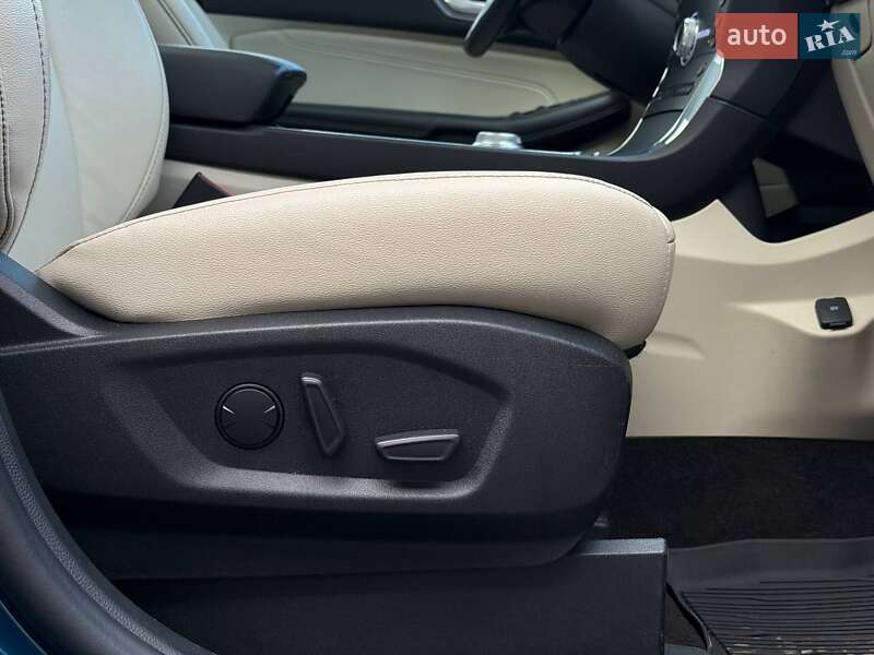 Позашляховик / Кросовер Ford Edge 2020 в Рівному