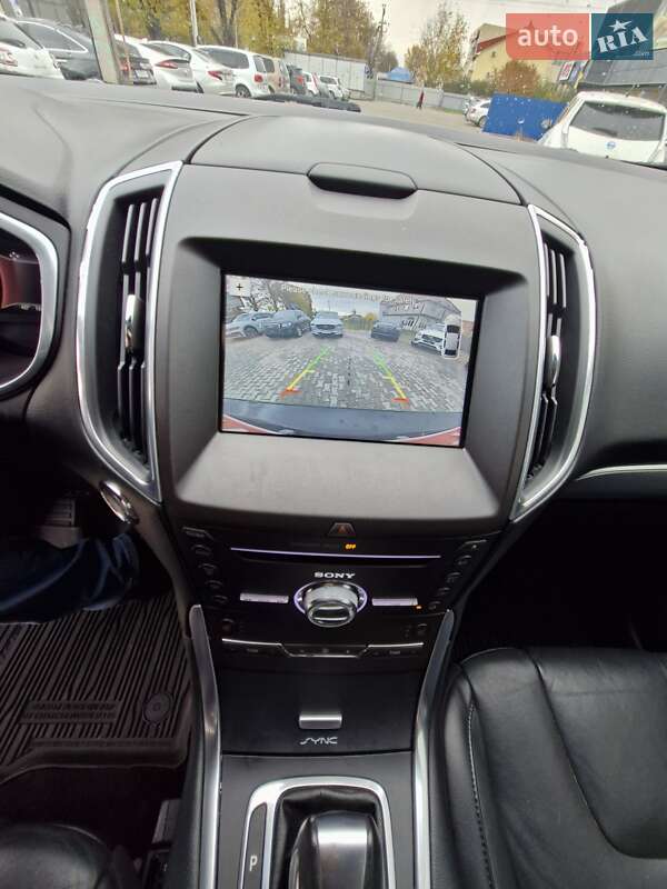 Внедорожник / Кроссовер Ford Edge 2016 в Ужгороде